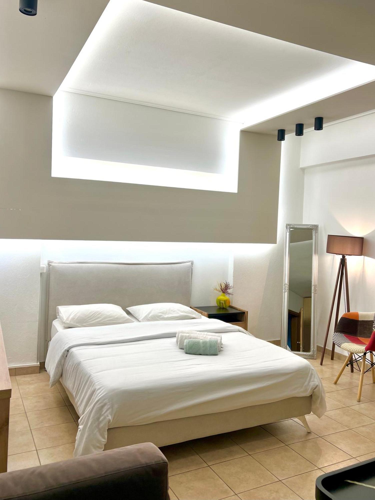 Central Appartment3 With Parking Larissa Exterior foto